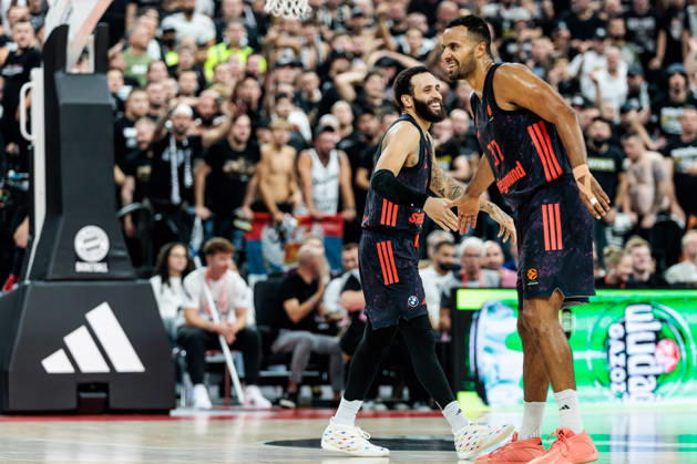 MUNICH, GERMANY - OCTOBER 02: Duane Washington (FC Bayern Muenchen, 4) laughing after a successful three pointer during the Turkish Airlines EuroLeague match between FC Bayern Muenchen vs. Partizan Mozzart Bet Belgrade at SAP Garden on round 3 of Turkish Airlines EuroLeague on October 02, 2026 in Munich, Germany. Bavaria Germany Copyright: xSteffiexWunderlx