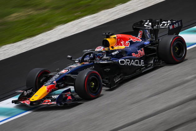 F1 - BAHRAIN GRAND PRIX IN MALAYSIA 2026 03 VERSTAPPEN Max (nld), Red Bull Racing Ford RB22, action during the 2026 Formula 1 Bahrain Grand Prix in Malaysia, 16th round of the 2026 Formula One World Championship, WM, Weltmeisterschaft from October 2 to 4, 2026 on the Sepang International Circuit, in Sepang, Malaysia - SepangMalaysia  Copyright: xALBERTOxVIMERCATIx