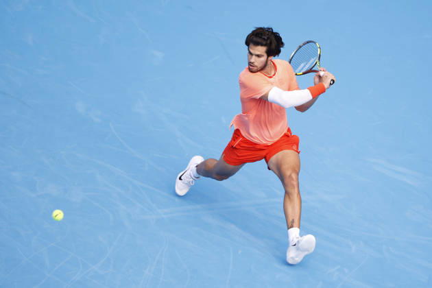 October 3, 2026, Tokyo, Japan: Carlos Alcaraz (Spain) returns a shot against Matteo Arnaldi (Italy) during their Round of 16 match at the Kinoshita Group Japan Open Tennis Championships at Ariake Colosseum in Tokyo. The tournament runs from September 29 to October 6. Alcaraz won 7-6(6), 6-1. Tokyo Japan - ZUMAm191 20261003_aap_m191_026 Copyright: xRodrigoxReyesxMarinx