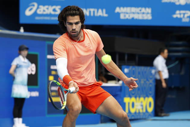 October 3, 2026, Tokyo, Japan: Carlos Alcaraz (Spain) returns a shot against Matteo Arnaldi (Italy) during their Round of 16 match at the Kinoshita Group Japan Open Tennis Championships at Ariake Colosseum in Tokyo. The tournament runs from September 29 to October 6. Alcaraz won 7-6(6), 6-1. Tokyo Japan - ZUMAm191 20261003_aap_m191_034 Copyright: xRodrigoxReyesxMarinx