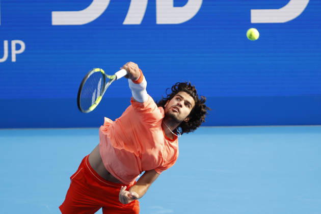 October 3, 2026, Tokyo, Japan: Carlos Alcaraz (Spain) serves against Matteo Arnaldi (Italy) during their Round of 16 match at the Kinoshita Group Japan Open Tennis Championships at Ariake Colosseum in Tokyo. The tournament runs from September 29 to October 6. Alcaraz won 7-6(6), 6-1. Tokyo Japan - ZUMAm191 20261003_aap_m191_044 Copyright: xRodrigoxReyesxMarinx