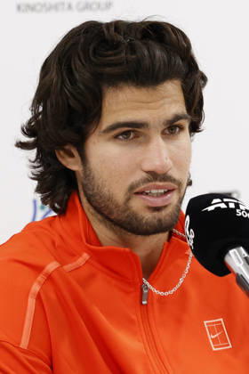 October 3, 2026, Tokyo, Japan: Carlos Alcaraz (Spain) speaks during a press conference, PK, Pressekonferenz after winning the Round of 16 match against Matteo Arnaldi (Italy) at the Kinoshita Group Japan Open Tennis Championships at Ariake Colosseum in Tokyo. The tournament runs from September 29 to October 6. Alcaraz won 7-6(6), 6-1. Tokyo Japan - ZUMAm191 20261003_aap_m191_060 Copyright: xRodrigoxReyesxMarinx