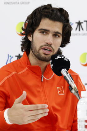October 3, 2026, Tokyo, Japan: Carlos Alcaraz (Spain) speaks during a press conference, PK, Pressekonferenz after winning the Round of 16 match against Matteo Arnaldi (Italy) at the Kinoshita Group Japan Open Tennis Championships at Ariake Colosseum in Tokyo. The tournament runs from September 29 to October 6. Alcaraz won 7-6(6), 6-1. Tokyo Japan - ZUMAm191 20261003_aap_m191_067 Copyright: xRodrigoxReyesxMarinx