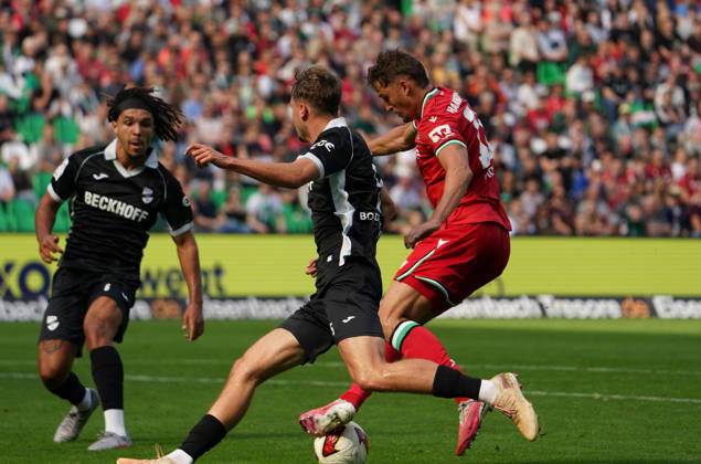 Deutschland: Fussball Testspiel Vereine 2026 2027, Freundschaftsspiel - Hannover 96 vs SC Verl - Heinz von Heiden Arena (Hannover): Torchance Benedikt Pichler (Hannover 96, 11) Copyright: xAymanxAlahmedx