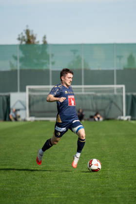 03.10.2026, xjyhynx, Fussball Testspiel, SC Freiburg - FC Luzern, v.l. Matteo Di Giusto (11, FC Luzern) im Dribbling Freiburg