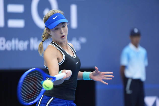 (261003) -- BEIJING, Oct. 3, 2026 -- Anna Kalinskaya of Russia hits a return to Zheng Qinwen of China during the women s singles second round match at 2026 China Open tennis tournament in Beijing, China, Oct. 3, 2026. ) (SP)CHINA-BEIJING-TENNIS-CHINA OPEN-WOMEN S SINGLES(CN) XiexHan 