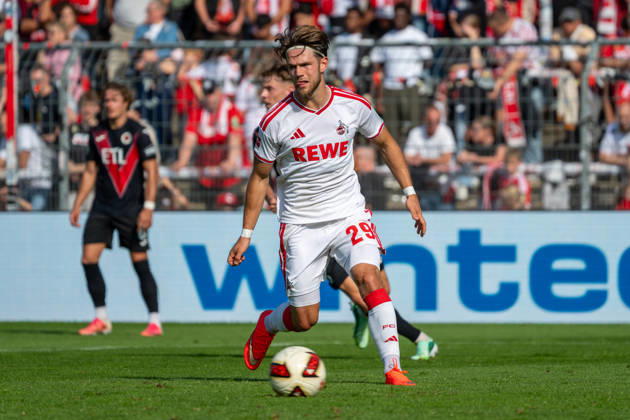 Jan Thielmann (1. FC Koeln, 29) schaut dem Ball hinterher. FC Viktoria Koeln vs. FC Hansa Rostock , Fussball, 3. Liga, 05. Spieltag, Saison 2026 2027, 11.09.2026 DFL DFB Regulations prohibit any use of Photographs as image sequences and or Quasivideo FC Viktoria Koeln vs. FC Hansa Rostock, Fussball, 3. Liga, 05. Spieltag, Saison 2026 2027, 11.09.2026 Koeln Copyright: xEibner-Pressefoto ThomasxHaeslerx EP_THR