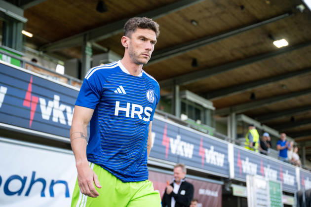 03.10.2026, Fussball, Saison 2026 2027, Testspiel, SC Austria Lustenau - FC Schalke 04, Robin Gosens (FC Schalke 04) xRHR-FOTO YYx Copyright: KROEGER RHR-FOTOx RHR-FOTO YY