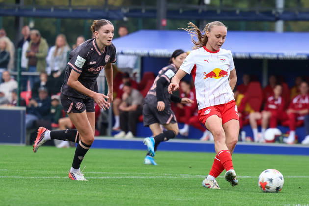 Deutschland: Fußball Google Pixel Frauen-Bundesliga 2026 - 2027, 6. Spieltag - RB Leipzig gegen FSV Mainz 05, Trainingszentrum von RB Leipzig (Leipzig): Lou-Ann Joly (RB Leipzig Frauen, 6) am ball Copyright: xLucasxWalterx