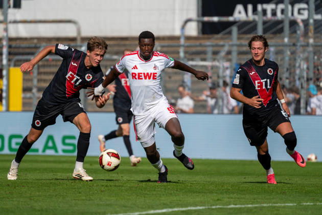 Zweikampf zwischen Tim Kloss (Viktoria Koeln, 18) und Ragnar Ache (1. FC Koeln, 09). Dabei Tobias Eisenhut (Viktoria Koeln, 06). FC Viktoria Koeln vs. FC Hansa Rostock , Fussball, 3. Liga, 05. Spieltag, Saison 2026 2027, 11.09.2026 DFL DFB Regulations prohibit any use of Photographs as image sequences and or Quasivideo FC Viktoria Koeln vs. FC Hansa Rostock, Fussball, 3. Liga, 05. Spieltag, Saison 2026 2027, 11.09.2026 Koeln Copyright: xEibner-Pressefoto ThomasxHaeslerx EP_THR