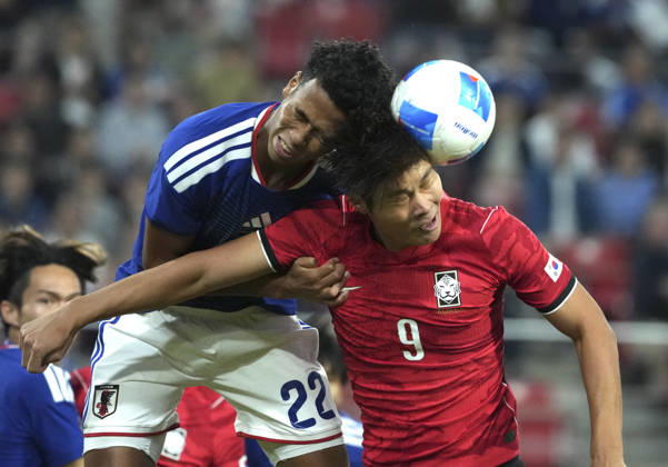 (261003) -- TOYOTA, Oct. 3, 2026 -- Lee Youngjun (R) of South Korea and Okabe Tariqkanihayato fight for a header during the men s final match of football between South Korea and Japan at 20th Asian Games Aichi-Nagoya 2026 in Toyota of Aichi Prefecture, Japan, Oct. 3, 2026. ) (SP)JAPAN-TOYOTA-ASIAN GAMES-FOOTBALL-MEN S FINAL-KOR VS JPN LuixSiuxWai 