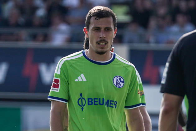 Fussball: Österreich: Testspiel 2025 2026 - 03.10.2026 - SC Austria Lustenau vs. FC Schalke 04 - SUN MINIMEAL Arena (Lustenau, Österreich); Ron Schallenberg (Schalke 04) Copyright: xLUKAxKOLANOVICx
