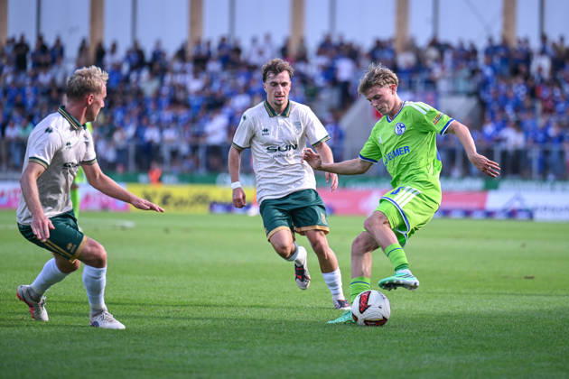 03.10.2026, Fussball, Saison 2026 2027, Testspiel, SC Austria Lustenau - FC Schalke 04, Luca Vozar (FC Schalke 04) xRHR-FOTO YYx Copyright: KROEGER RHR-FOTOx RHR-FOTO YY