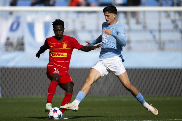 261003 Leon da Silva of Malmö FF and Prince Junior of FC Nordsjälland during the Friendly match between Malmö FF and FC Nordsjälland on October 3, 2026 in Malmö. Photo: Avdo Bilkanovic BILDBYRAN COP 115 AB0391 fotboll football soccer fotball träningsmatch friendly match malmö ff fc nordsjälland bbeng Copyright: AVDOxBILKANOVIC BB261003AB095