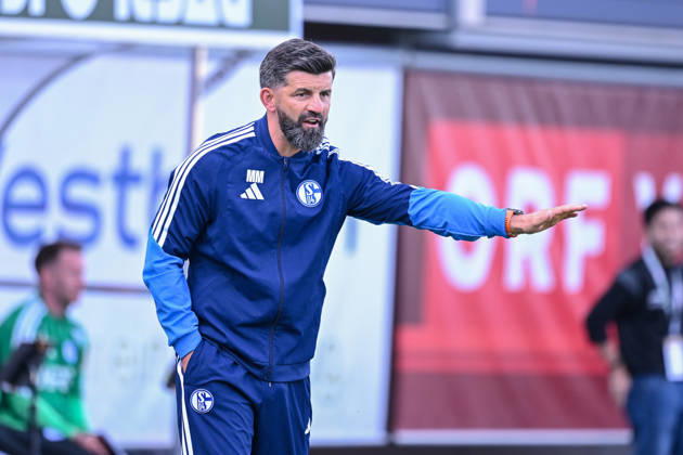 03.10.2026, Fussball, Saison 2026 2027, Testspiel, SC Austria Lustenau - FC Schalke 04, Trainer Miron Muslic (FC Schalke 04) xRHR-FOTO YYx Copyright: KROEGER RHR-FOTOx RHR-FOTO YY