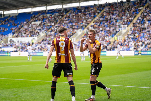 Reading v Bradford City, EFL Sky Bet League 1 Goal! Jake Beesley of Bradford City celebrates as he scores during the EFL Sky Bet League 1 match between Reading and Bradford City at the Select Car Leasing Stadium, Reading, UK on 3 October 2026. Reading Select Car Leasing Stadium Berkshire UK Editorial use only DataCo restrictions apply See www.football-dataco.com , Copyright: xStevexBaileyx PSI-24965-0055