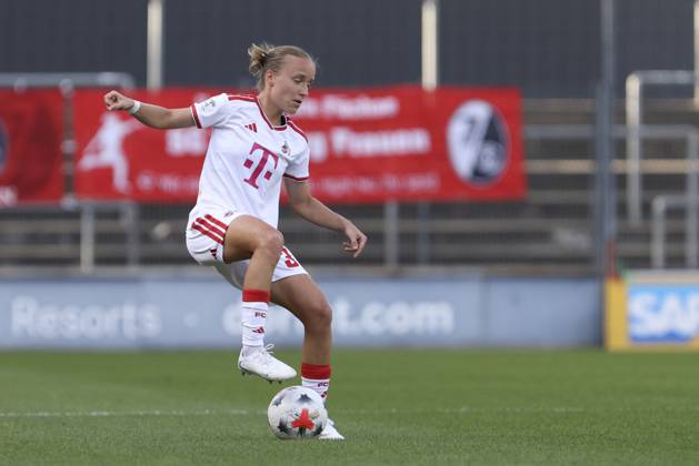 Beke Sterner (1. FC Koeln) in Aktion, am Ball, Einzelaktion waehrend des Spiels der Frauen Bundesliga zwischen 1.FC Koeln und SC Freiburg, Franz-Kremer-Stadion am 03. October 2026 in Koeln, Deutschland. (Foto von Oliver Kaelke DeFodi Images) +++ Beke Sterner (1. FC Koeln) controls the ball during the Bundesliga match between 1.FC Koeln and SC Freiburg at Franz-Kremer-Stadion on October 3, 2026 in Cologne, Germany. (Photo by Oliver Kaelke DeFodi Images) DFB DFL REGULATIONS PROHIBIT ANY USE OF PHOTOGRAPHS AS IMAGE SEQUENCES AND OR QUASI-VIDEO. (Photo by Oliver Kaelke DeFodi Images) -