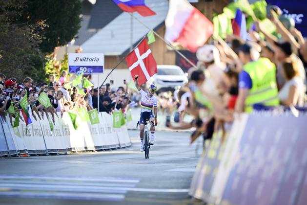 UEC 2026 Road European Championships Ljubljana 03 10 2026 LJUBLJANA, SLOVENIA - OCTOBER 03 : Vollering Demi (NED) of FDJ United - SUEZ during the Women Elite cycling road race of the 2026 UEC Road European Championships Ljubljana. An UCI Continental Championships cycling race of 130 km with start in Ljubljana and finish in Sencur on October 3, 2026 in Ljubljana, Slovenia, 03 10 2026 Ljubljana Slovenia  Copyright: xJanxDexMeuleneirx
