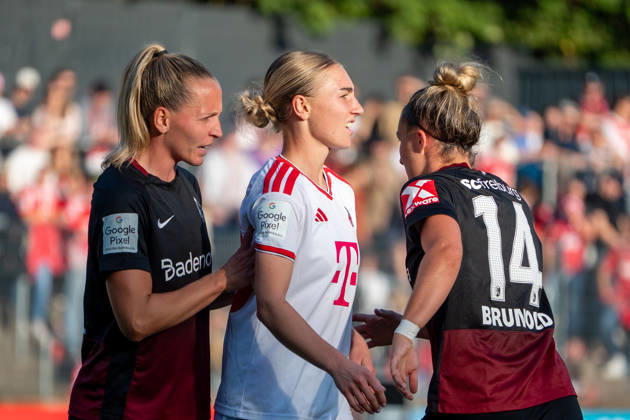 Deutschland: Google Pixel Frauen-Bundesliga 2026 2027, 6.Spieltag, 1.FC Köln vs SC Freiburg, Samstag, 03.10.2026, Franz-Kremer-Stadion (Köln-Westfalen): Sophie Nachtigall (1.FC Köln,30) während der Partie Carina Brunold (SC Freiburg, 14) Gesichtsausdruck, Emotionen Köln Franz-Kremer-Stadion, Köln Deutschland Copyright: xOrhanxHabashx