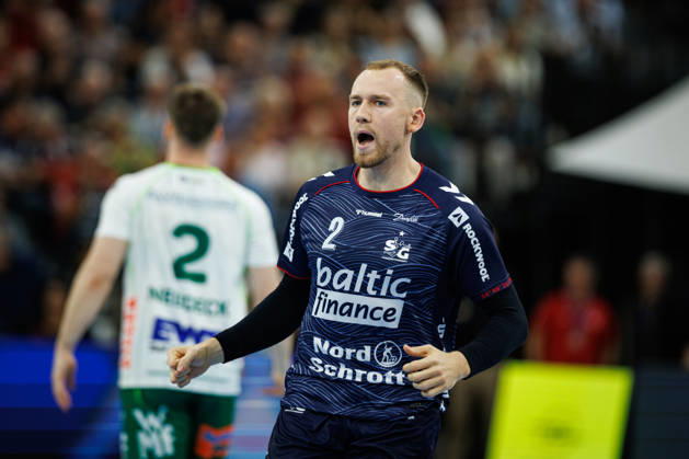 Opel HBL: SG Flensburg-Handewitt vs FRISCH AUF! Göppingen; 03.10.26 Jubel Torjubel bei Simon Pytlick (Nr.02, SG Flensburg-Handewitt Opel HBL: SG Flensburg-Handewitt vs FRISCH AUF! Göppingen, GGW Arena am 03.10.26 Copyright: xBEAUTIFULxSPORTS MarioxM.xKobergx