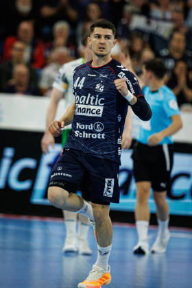 Opel HBL: SG Flensburg-Handewitt vs FRISCH AUF! Göppingen; 03.10.26 Jubel Torjubel bei Aymeric Minne (Nr.44, SG Flensburg-Handewitt) Opel HBL: SG Flensburg-Handewitt vs FRISCH AUF! Göppingen, GGW Arena am 03.10.26 Copyright: xBEAUTIFULxSPORTS MarioxM.xKobergx