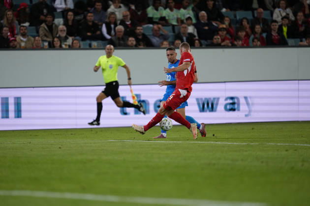 Luzern, Switzerland - October 03: Aljosa Matko (20 SLO) against Nico Elvedi (4 SUI) during the UEFA Nations League match between Switzerland and Slovenia at thermoplan arena on October 03, 2026 in Luzern, Switzerland. Copyright: xKjetilxWaberx xSPPx Sportspressphoto_SPR244745