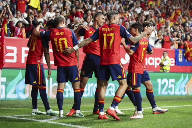 October 3, 2026, Oviedo, Asturias, Spain: Lamine Yamal of Spain celebrates after scoring his team s first goal with teammates during the UEFA Nations League 2026 27 group phase match between Spain and Czech Republic at Carlos Tartiere stadium on October 03, 2026, in Oviedo, Spain. Oviedo Spain - ZUMAa181 20261003_zaa_a181_070 Copyright: xIrinaxR.xHx