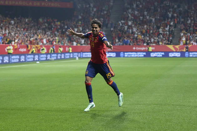 Spain - Czech Republic - UEFA Nations League 2026 27 OVIEDO, SPAIN - OCTOBER 3: Lamine Yamal of Spain celebrates after scoring his team s first goal during the UEFA Nations League 2026 27 group phase match between Spain and Czech Republic at the Carlos Tartiere Stadium on October 3, 2026 in Oviedo, Spain. (Photo by Diego Simon Photo Players Images Magara Press) Oviedo Carlos Tartiere Espana Copyright: xDiegoxSimonx