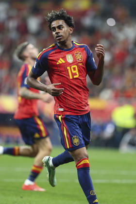 October 3, 2026, Oviedo, Asturias, Spain: Lamine Yamal of Spain reacts during the UEFA Nations League 2026 27 group phase match between Spain and Czech Republic at Carlos Tartiere stadium on October 03, 2026, in Oviedo, Spain. Oviedo Spain - ZUMAa181 20261003_zaa_a181_087 Copyright: xIrinaxR.xHx