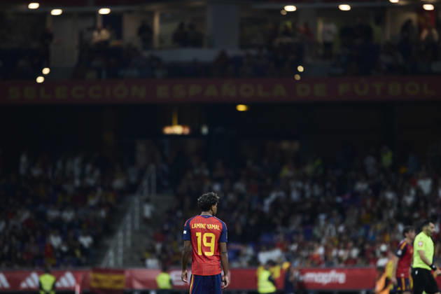 Spain - Czech Republic - UEFA Nations League 2026 27 OVIEDO, SPAIN - OCTOBER 3: Lamine Yamal of Spain looks on during the UEFA Nations League 2026 27 group phase match between Spain and Czech Republic at the Carlos Tartiere Stadium on October 3, 2026 in Oviedo, Spain. (Photo by Diego Simon Photo Players Images Magara Press) Oviedo Carlos Tartiere Espana Copyright: xDiegoxSimonx