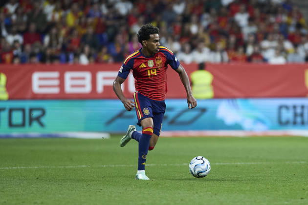 Spain - Czech Republic - UEFA Nations League 2026 27 OVIEDO, SPAIN - OCTOBER 3: Lamine Yamal of Spain runs with the ball during the UEFA Nations League 2026 27 group phase match between Spain and Czech Republic at the Carlos Tartiere Stadium on October 3, 2026 in Oviedo, Spain. (Photo by Diego Simon Photo Players Images Magara Press) Oviedo Carlos Tartiere Espana Copyright: xDiegoxSimonx