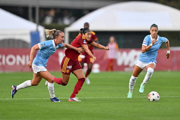 SOCCER - Women s Serie A - AS Roma vs. SS Lazio Women Photo by IPA ABACAPRESS.COM89273251 - Julia Roddar of S.S. Lazio Women, Maya Loren Doms of A.S. Roma Femminile, and Eleonora Goldoni of S.S. Lazio Women are in action during the Serie A Women Athora, Match Day 2, between A.S. Roma and S.S. Lazio Women, at the Tre Fontane Stadium on October 3, 2026, in Rome, Italy. Rome Italy Copyright: xIPAxSport ABACAx
