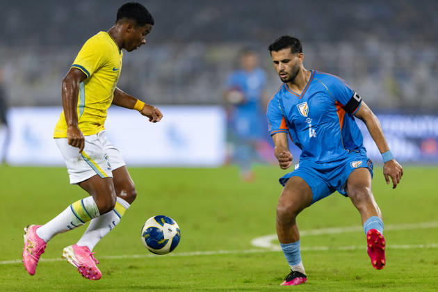 KOLKATA, INDIA - OCTOBER 3: Endrick Felipe Moreira de Sousa of Brazil controls the ball during friendly match between India and Brazil at the Vivekananda Yuba Bharati Krirangan (VYBK) Stadium in Kolkata, India on 3rd October, 2026 Copyright: xUnnatixNaidux Sportspressphoto_SPR245215