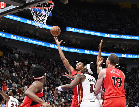 October 3, 2026, Quebec, On, Canada: Toronto Raptors Scottie Barnes shoots as Miami Heat s Bam Adebayo looks on during NBA, Basketball Herren, USA preseason basketball action in Quebec City, Saturday, Oct. 3, 2026. Canada News - October 3, 2026  - ZUMAc35_ 20261003_zaf_c35_127 Copyright: xJacquesxBoissinotx