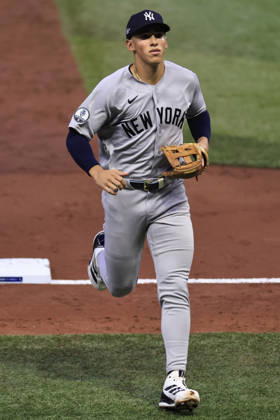 October 3, 2026, St. Petersburg, Florida, USA: New York Yankees shortstop George Lombard Jr. (96) runs to the dugout in the top of the third inning of game one of the ALDS for the 2026 MLB, Baseball Herren, USA Playoffs against the Tampa Bay Rays on October 3, 2026 at Tropicana Field. The Rays beat the Yankees 1-0. St. Petersburg USA - ZUMAh180 20261003_zsp_h180_050 Copyright: xKimxHukarix
