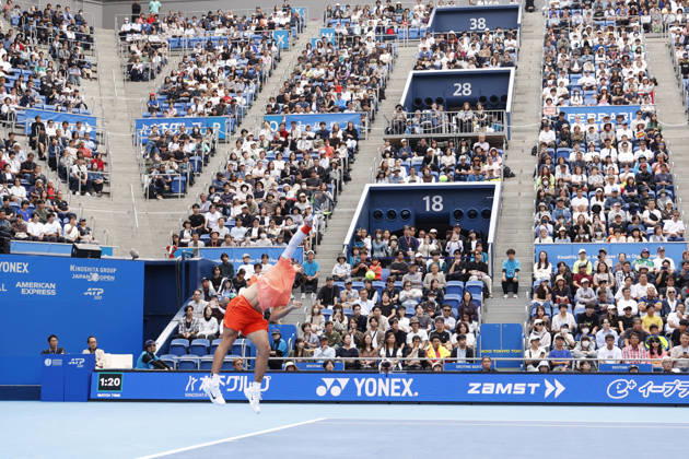 October 4, 2026, Tokyo, Japan: Carlos Alcaraz (Spain) serves against Denis Shapovalov (Canada) during their quarterfinal match at the Kinoshita Group Japan Open Tennis Championships at Ariake Colosseum in Tokyo. Shapovalov suffered an injury, forcing him to retire early in the second set. The tournament runs from September 29 to October 6. Alcaraz won 7-6(3), 2-1 Tokyo Japan - ZUMAm191 20261004_aap_m191_062 Copyright: xRodrigoxReyesxMarinx