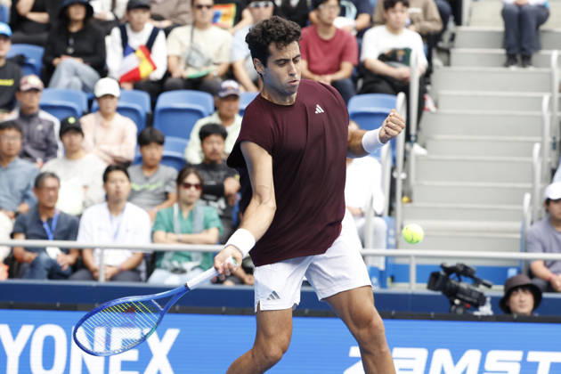 October 4, 2026, Tokyo, Japan: Jaume Munar (Spain) returns a shot against Kyrian Jacquet (France) during their Quarter-final match at the Kinoshita Group Japan Open Tennis Championships at Ariake Colosseum in Tokyo. The tournament runs from September 29 to October 6. Munar won 6-4, 6-2. Tokyo Japan - ZUMAm191 20261004_aap_m191_017 Copyright: xRodrigoxReyesxMarinx