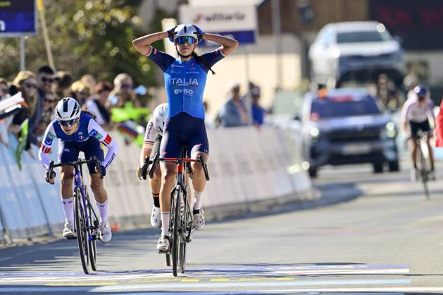 UEC 2026 Road European Championships Ljubljana 04 10 2026 LJUBLJANA, SLOVENIA - OCTOBER 04 : Ballan Azzurra (ITA) wins in front of Lestrade Morgane (FRA) during the Women Junior cycling road race at the 2026 UEC Road European Championships, an UCI Continental Championships cycling race of 66,3 km with start and finish in Sencur on October 4, 2026 in Ljubljana, Slovenia, 04 10 2026 Ljubljana Slovenia  Copyright: xJanxDexMeuleneirx