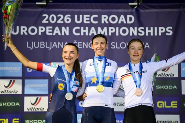 UEC 2026 Road European Championships Ljubljana 04 10 2026 LJUBLJANA, SLOVENIA - OCTOBER 04 : Lestrade Morgane (FRA) , Ballan Azzurra (ITA) and Dworatzek Klara (DEU) pictured during the podium ceremony after the Women Junior cycling road race at the 2026 UEC Road European Championships, an UCI Continental Championships cycling race of 66,3 km with start and finish in Sencur on October 4, 2026 in Ljubljana, Slovenia, 04 10 2026 Ljubljana Slovenia  Copyright: xJanxDexMeuleneirx