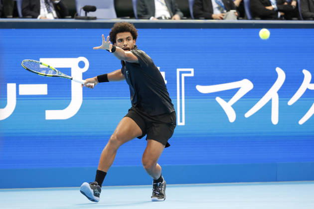 October 4, 2026, Tokyo, Japan: Arthur Fils (France) returns a shot against Valentin Vacherot (Monaco) during their quarterfinal match at the Kinoshita Group Japan Open Tennis Championships at Ariake Colosseum in Tokyo. The tournament runs from September 29 to October 6. Vacherot won 7-5, 4-6, 6-4. Tokyo Japan - ZUMAm191 20261004_aap_m191_123 Copyright: xRodrigoxReyesxMarinx