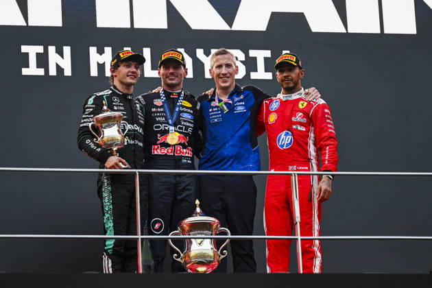 F1 - BAHRAIN GRAND PRIX IN MALAYSIA 2026 KIMI ANTONELLI Andrea (ita), Mercedes AMG F1 Team W16, VERSTAPPEN Max (nld), Red Bull Racing Ford RB22, HAMILTON Lewis (gbr), Scuderia Ferrari SF-26, portrait, podium during the 2026 Formula 1 Bahrain Grand Prix in Malaysia, 16th round of the 2026 Formula One World Championship, WM, Weltmeisterschaft from October 2 to 4, 2026 on the Sepang International Circuit, in Sepang, Malaysia - SepangMalaysia  Copyright: xALBERTOxVIMERCATIx