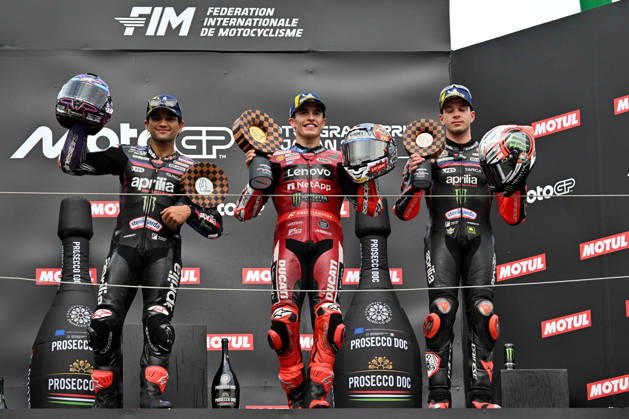 MOTO - MOTO GP - GRAND PRIX OF JAPAN 2026 MARQUEZ Marc (spa), Ducati Lenovo Team, Ducati Desmosedici GP26, podium, portrait with MARTIN Jorge (spa), Aprilia Racing, Aprilia RS-GP26 and BEZZECCHI Marco (ita), Aprilia Racing, Aprilia RS-GP26 during the 2026 MotoGP Motul Grand Prix of Japan on the Twin Ring Motegi Circuit from October 2 to 4th, At Motegi, Japan - MotegiJapan Copyright: xGIGIxSOLDANOx