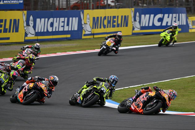 MOTO - MOTO GP - GRAND PRIX OF JAPAN 2026 23 BASTIANINI Enea (ita), Red Bull KTM Tech3, KTM RC16, action with 25 FERNANDEZ Raul (spa), Trackhouse MotoGP Team, Aprilia RS-GP26 and 37 ACOSTA Pedro (spa), Red Bull KTM Factory Racing, KTM RC16 during the 2026 MotoGP Motul Grand Prix of Japan on the Twin Ring Motegi Circuit from October 2 to 4th, At Motegi, Japan - MotegiJapan  Copyright: xGIGIxSOLDANOx