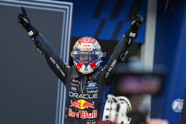 SEPANG, SGR - OCTOBER 04: Max Verstappen of Netherlands and Oracle Red Bull Racing celebrate after winning the race of the Formula 1 Gulf Air Bahrain Grand Prix on October 04, 2026 held at Sepang International Circuit in Sepang, Malaysia. (Photo by Hazrin Yeob Men Shah Icon Sportswire) AUTO: OCT 04 F1 Bahrain Grand Prix in Malaysia EDITORIAL USE ONLY Icon3782610049839