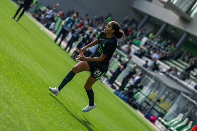 Fußball I Frauen I Saison 2026-2027 I Bundesliga I VfL Wolfsburg - Hamburger SV I 04.10.2026 Cora Zicai (28, VfL Wolfsburg) Freisteller, Nahaufnahme, Porträt, Portrait, Einzelfoto, Einzelbild, Körper Wolfsburg AOK Stadion Niedersachsen Deutschland Copyright: xLobeca CedricxSiefkerx