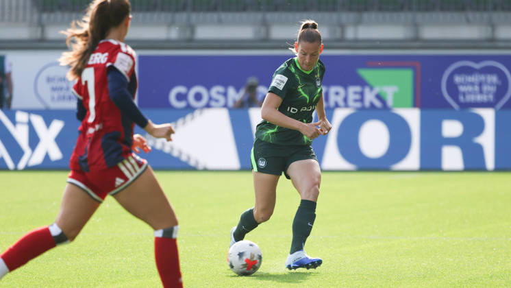 VfL vs. HSV, BL Frauen Wolfsburg, 04.10.2026, Fußball, Frauen, Google Pixel Bundesliga, Saison 2026 2027, VfL Wolfsburg vs Hamburger SV: Sarai Linder (VfL Wolfsburg) AOK Stadion Niedersachsen Deutschland