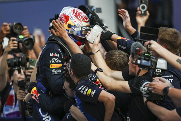 F1 - BAHRAIN GRAND PRIX IN MALAYSIA 2026 VERSTAPPEN Max (nld), Red Bull Racing Ford RB22, portrait celebrates his victory during the 2026 Formula 1 Bahrain Grand Prix in Malaysia, 16th round of the 2026 Formula One World Championship, WM, Weltmeisterschaft from October 2 to 4, 2026 on the Sepang International Circuit, in Sepang, Malaysia - SepangMalaysia  Copyright: xXavixBonillax