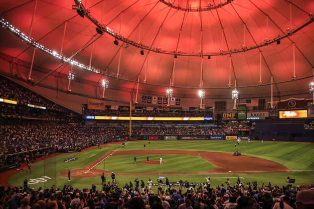 October 5, 2026, St. Petersburg, Florida, USA: A general image of the field glowing orange for the win after game two of the ALDS for the 2026 MLB, Baseball Herren, USA Playoffs between the Tampa Bay Rays and the New York Yankees on October 5, 2026 at Tropicana Field. The Rays beat the Yankees 5-2. MLB 2026: ALDS Game 2 Tampa Bay Rays 5 : 2 New York Yankees - ZUMAh180 20261005_zsp_h180_107 Copyright: xKimxHukarix