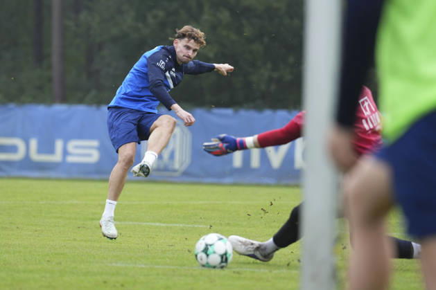 Deutschland: Fussball, Trainingseinheit, 3. Liga, Saison 2026-2027, NVB-Campus, SV Meppen, Dienstag, 06.10.2026, Vormittagstraining: Moritz Heyer als Gastspieler beim Meppener Training des Drittligisten Copyright: xLennxLuebbersx
