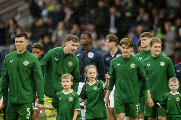 2027 UEFA Under 21 European Qualifier, Munster FA Turner s Cross, Cork 6 10 2026 Republic of Ireland vs England The Ireland team make their way onto the pitch The Ireland team make their way onto the pitch 6 10 2026 Copyright: xx AC010017